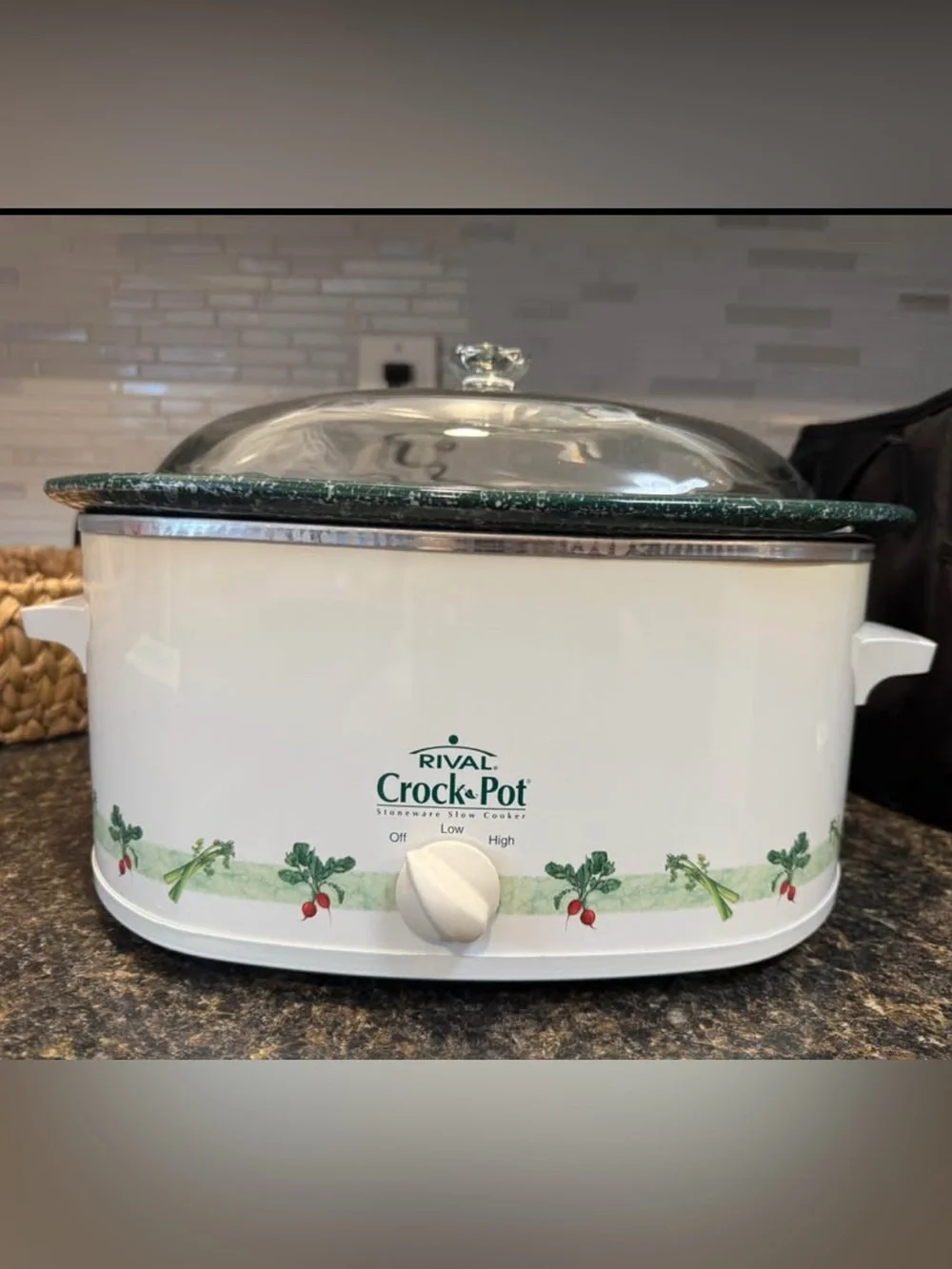 Rival Crock-Pot White Slow Cooker with Green and Red Vegetable Motif